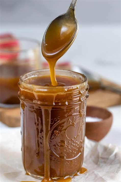 This 5 Minute Salted Caramel Sauce Is The Perfect Topping For Ice Cream