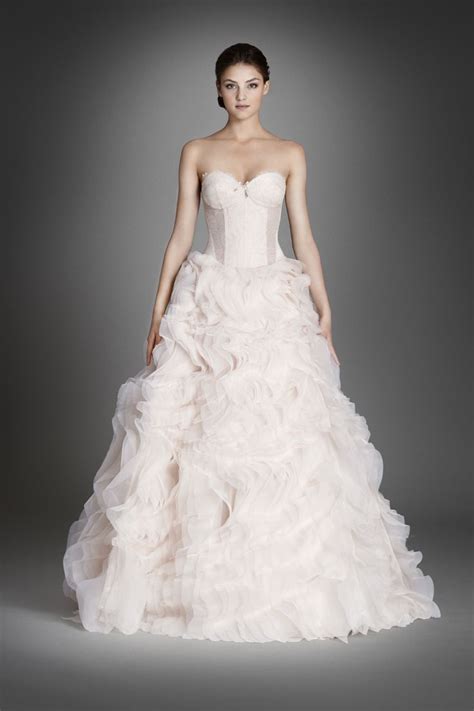 The dramatic silhouettes and fierce designs have us wanting more from this unique designer. Lazaro Fall 2015 Wedding Dresses - The elegant gowns
