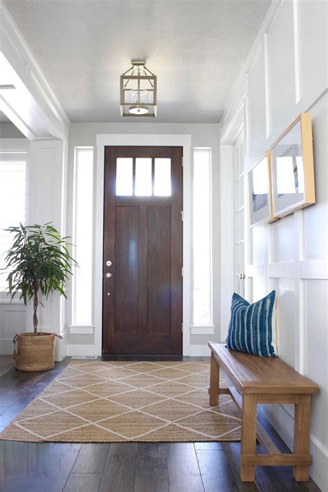 Best 25+ Beautiful Rug For Entryway Ideas — BreakPR | Elegant entryway