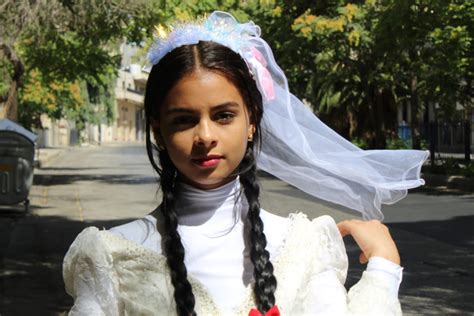 Child Brides In War And Peace Times Nada Al Ahdal The Yemeni Girl Who