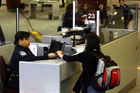 u s travel leaders urge congress to cut airport wait times to 30 minutes skift