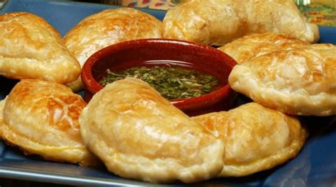 Empanadas Baked Or Fried Yummy Travelwithhsn Great Recipes
