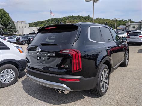 How much is the 2021 kia telluride price and what features are available? New 2021 Kia Telluride S in Ebony Black | Greensburg, PA ...
