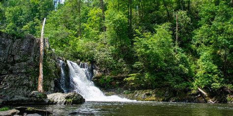 12 Stunning Waterfalls In Gatlinburg Tennessee Waterfall Hikes Small