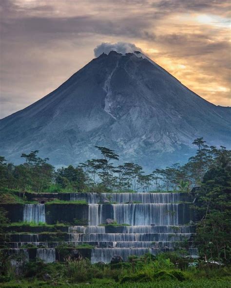 Gunung Merapi Periodesasi Dan Harga Tiket Masuk Davi Tour Jogja