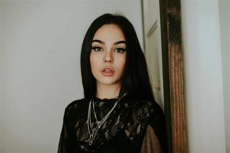Maggie Lindemann Hd Wallpapers And Backgrounds
