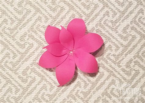 He begins his life by eating the leaf he was born on. DIY Mini Hope Paper Flower with free template - Living and ...