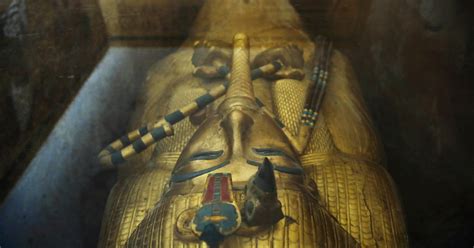 Egypt Says King Tuts Tomb May Have Hidden Chambers