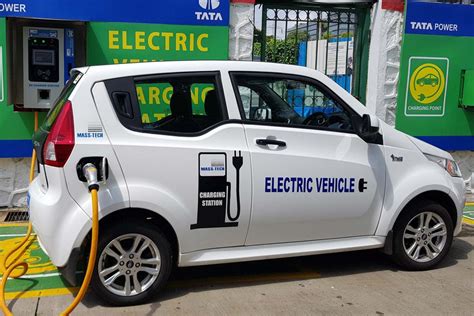 Were Giving You Five Reasons Why Your Next Car Should Be An Electric