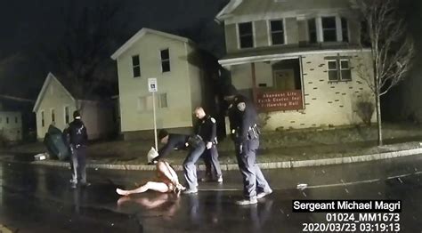 Video Shows Cops Put Hood On Ny State Black Man Who Died Of Asphyxiation The Times Of Israel