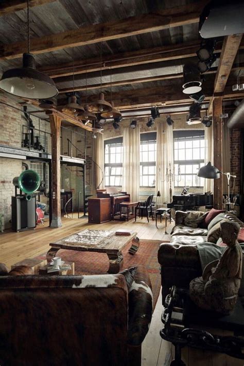 Dieses raffinierte und ungewöhnliche haus im loftstil befindet sich. An Industrial Loft Inspired by Automobiles. | Lagerleben ...