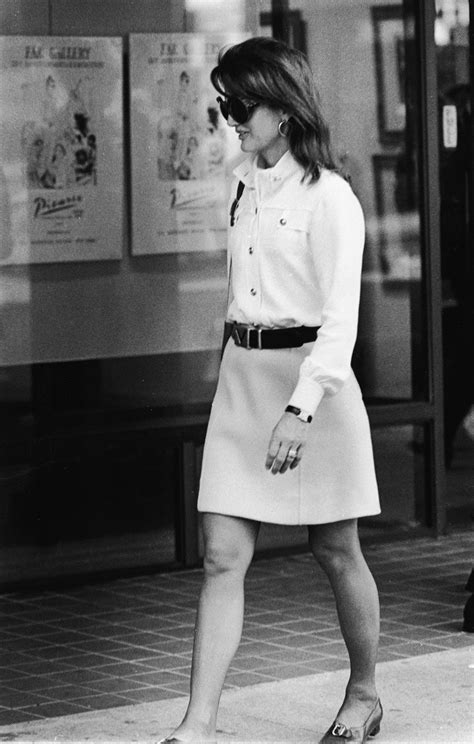 21 Classic Style Lessons We Can Learn From Jackie Kennedy ~ Vintage Everyday