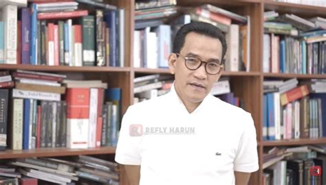 Pernyataan gus nur dalam video wawancara di youtube refly harun, disebut menyinggung nahdlatul ulama ().atas pernyataan kontroversialnya itu, gus nur pun dilaporkan oleh. Joe Biden Kutip Hadis Rasulullah, Refly Harun: Jangan Cuma ...