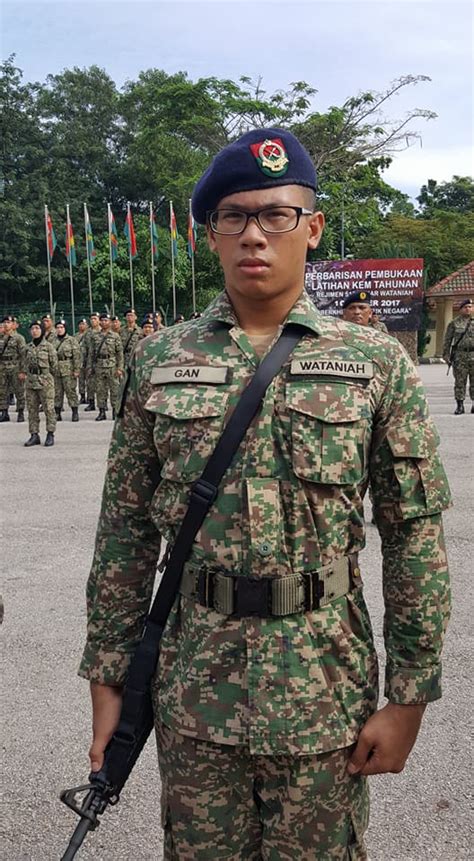 Pendek kata mmg best gila, x da jual kat mna2 pengalaman tuh. UPACARA PERASMIAN LATIHAN KEM TAHUNAN... - Pasukan Rejimen ...