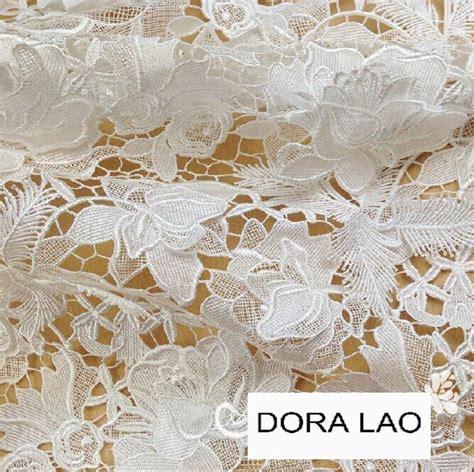 120cm Wide White Embroidery Water Soluble Three Dimensional Flower Lace