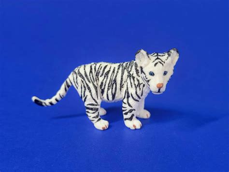 Toymany Cubs White Tiger Cub 1 Toy Animal Wiki
