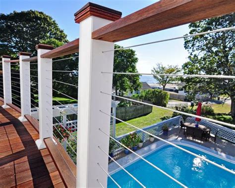 Traditional Beach House Balcony With Cable Railing Cable Infill With