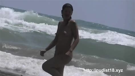 Nudist Beach Voyeur Preys On Naked Babe Hotties