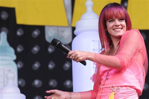 Lily Allen Hits Back At Twitter Troll Who Accuses Her Of Being A Drug