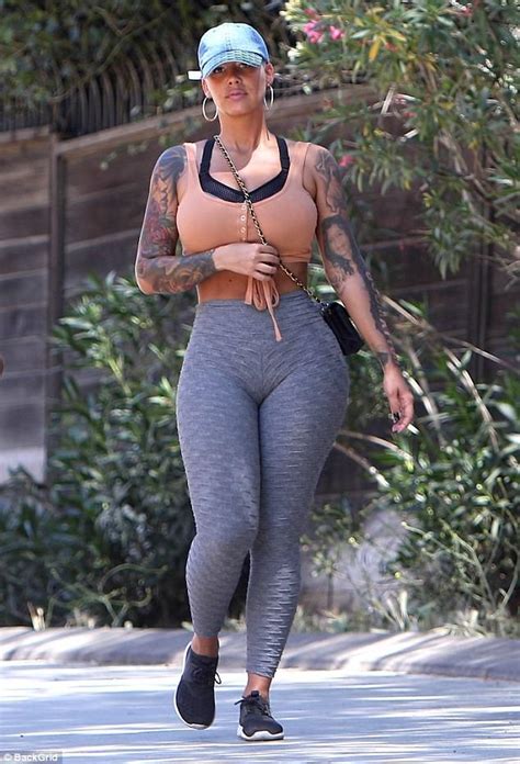 Amber Rose Flaunts Her Famous Form In Grey Leggings Daily Mail Online