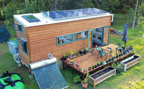 Off Grid Tiny House On Wheels