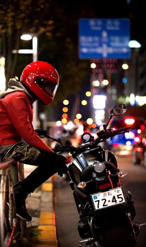 Shoei glamster vs arai rapide ha first look review. Arai Rapide Neo & Shoei Glamster » Retro Motorcycle Helmets