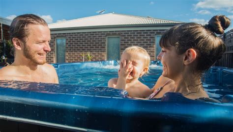 Easy Guide How To Lower And Counteract Chlorine In Hot Tub