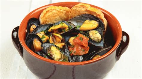 We did not find results for: Zuppa di cozze alla tarantina: Ricetta Tipica Puglia ...