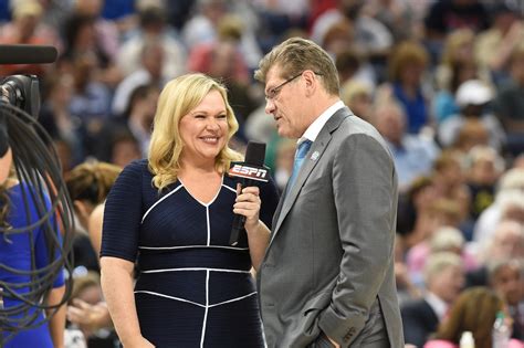 From Byu To Espn How Holly Rowe Brings Passion To Sportscasting Cancer Fighting The Daily