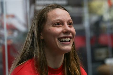 Hali Flickinger finishes 7th in 200 butterfly Olympic ...