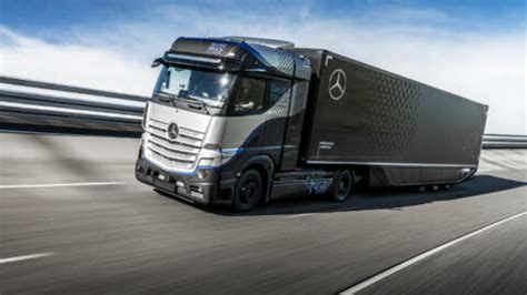 Daimler Truck Setzt Auf Batterie Und Brennstoffzelle