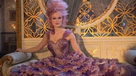 Mackenzie foy does a very good job as the smart and beautiful clara and offers a believable performance as this iconic character in the nutcracker and the four realms. The Nutcracker and the Four Realms Review: Disney's Hollow ...