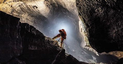 The Perilous And Gorgeous World Of Cave Photography Wired