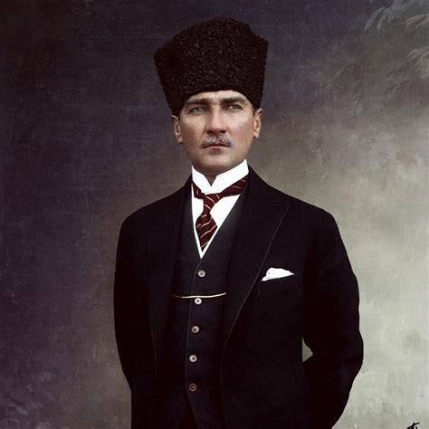 Mustafa kemal ataturk was born in 1881 in a shabby quarter of salonika. Ünlülerden 10 Kasım paylaşımları (Mustafa Kemal Atatürk ...