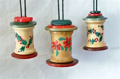 Hand Painted Spool And Button Christmas Tree Ornaments Christmas