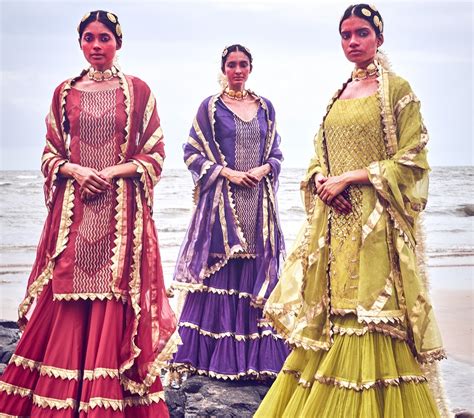 Diwali 2019 Latest Fashion Trends To Make The Festive Season More Exciting