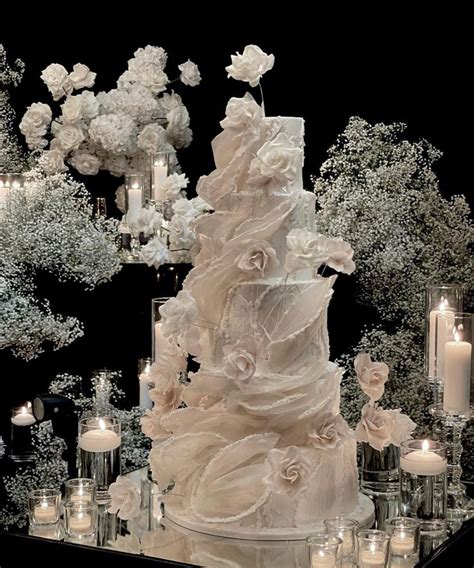 Pin By AbiolaT On Wedding Dream Wedding Decorations Wedding Cake Decorations Big Wedding Cakes