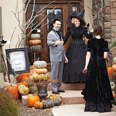 Halloween wreath, halloween decoration, gothic home decor, halloween door decoration, goth, porch de. Pin on Queen of Halloween