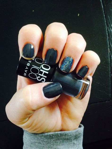 Impeccable grays.... Perfect for any season | Nail polish, Nails, Polish