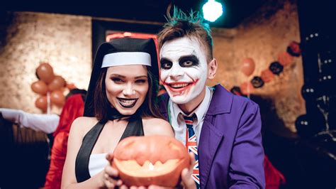 Best Tips For Hosting An Adult Halloween Party Horror Con Birmingham