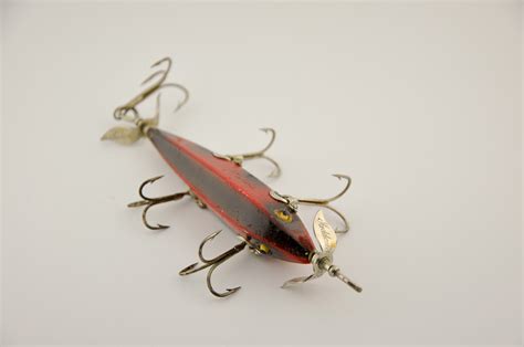 Heddon 00 Lure 5 Hook Underwater Minnow Fin And Flame