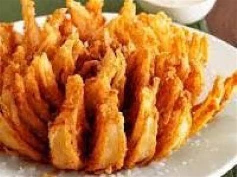 How do you make onion rings in the air fryer? Air Fryer Easy Low - Calorie Blooming Onion - YouTube