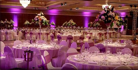 The best way to save on wedding decorations is to pick a fabulous location. Decoration For Wedding Hall | Hall decor, Wedding ...