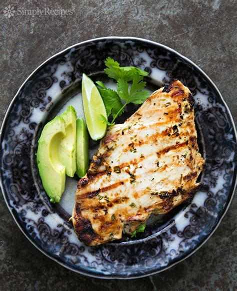 This grilled cilantro lime chicken recipe delivers lots of flavor thanks to a quick marinade, and with just 7 ingredients and 3 simple steps, it's easy enough while i love making it on lazy weekend nights, this grilled cilantro lime chicken recipe is also a goodie for when i'm short on time or am meal prepping. Best Healthy Chicken Recipes by Bloggers & Dietitians