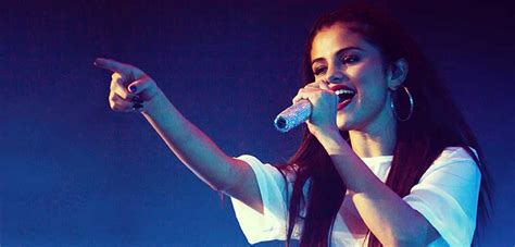 Selena Gomez Tickets And Tour Dates Vivid Seats
