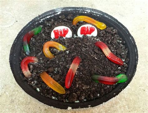 I chose to buy a graham cracker crust, which made it even easier. DIY no bake Oreo Cheesecake. Buy no bake cheesecake mix ...