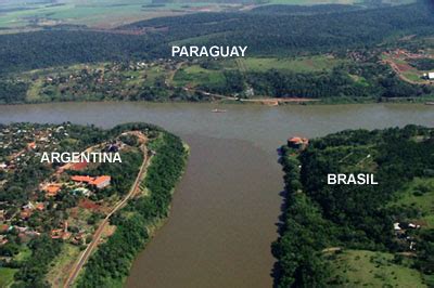 Que tal conhecer a tríplice fronteira brasil argentina e paraguai? Hito Tres Fronteras - viajecataratas2012