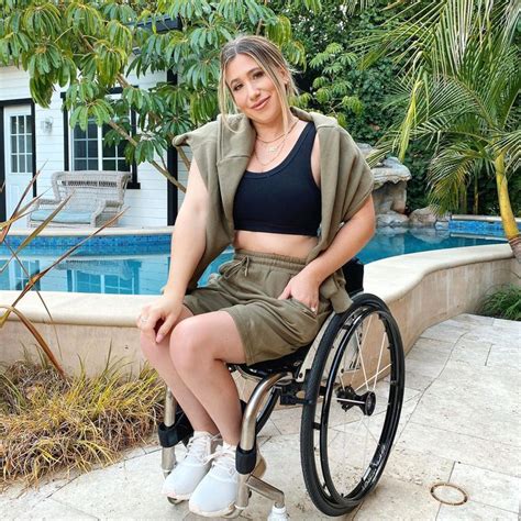 Inspirational Women In Hollywood How Chelsie Hill And The Rollettes Wheelchair Dance Team