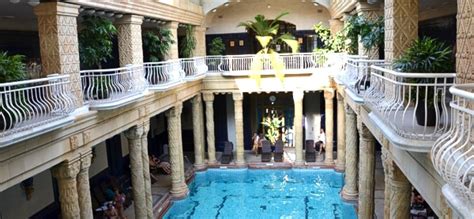 Getting there, getting around, airport. Budapest Gellertbad: das schönste Thermalbad der Welt
