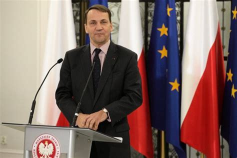 Co się stało, że tak wielka miłość sikorskiego i williams nie przetrwała? Sikorski wyznacza wybory na 10 maja. Apeluje o ...